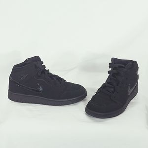 Jordan 1 mid